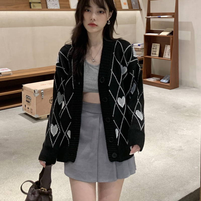 Women's Heart Pattern Oversized Knit Cardigan Sweater Button Front Korean Style Outerwear
